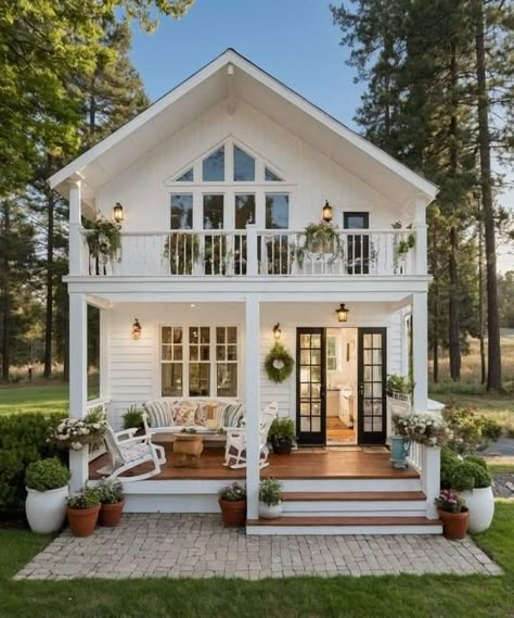 Cute Small Houses, Desain Pantry, Tiny House Layout, Tiny House Cabin, Cute House, Tiny House Living, Tiny House Plans, Small Homes, Dream House Exterior