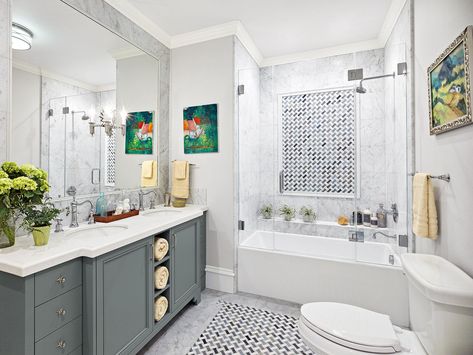 Before and After: A Small Bath Gets an Artful Upgrade Easy Bathroom Upgrades, Old Bathrooms, Shiplap Bathroom, Luxury Tile, Bathroom Images, Wall Closet, Small Bath, Bathroom Windows, White Vanity