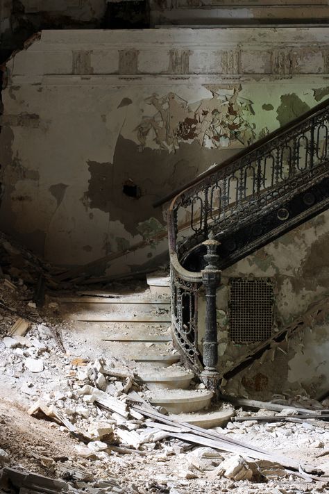 Mansion Aesthetic, Victorian Manor, Secret Passageways, Underground Tunnels, Gothic Cathedral, Stairway To Heaven, Medieval Castle, Ancient Ruins, Abandoned Buildings