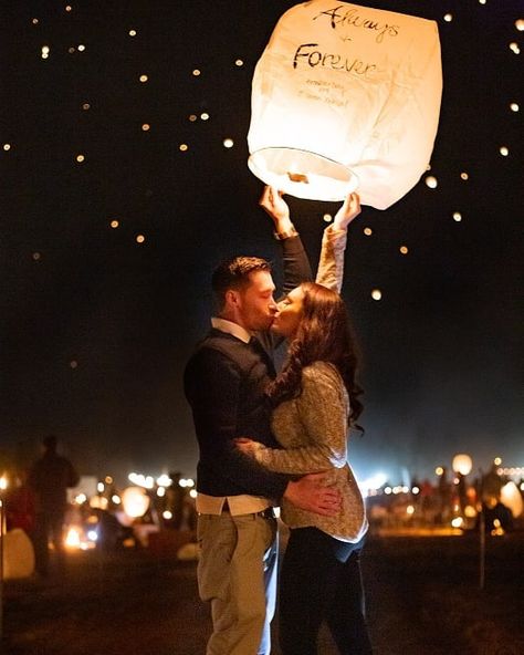 It was such a dream to photo the lantern fest again at Schnepf Farms. This event is seriously magical! Outing Pics, Lanterns Hanging From Trees, Festival Poses, Schnepf Farms, Proposal Pics, Lantern Fest, Aesthetic Photography Ideas, Sky Lantern, 1 Year Photos