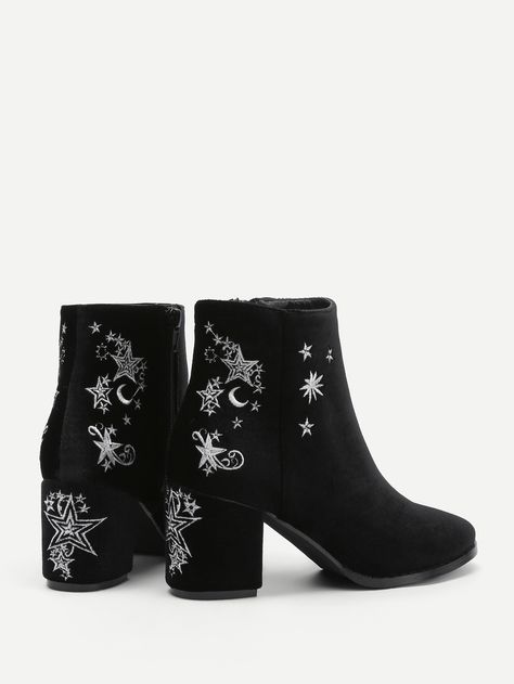 Black Boots With Stars, Moon Shoes Aesthetic, Celestial Boots, Moon Heels, Star Heels, Moon Fashion, Star Boots, Embroidered Boots, Chelsea Ankle Boots