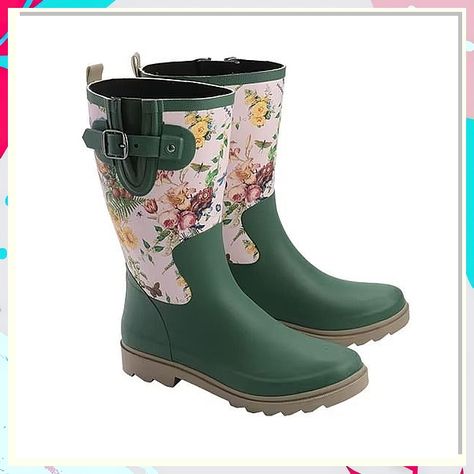 Looking for the perfect winter gardening boots to keep your feet warm and stylish? Check out our top 5 ideas for functional outdoor wear that will keep you comfortable and on-trend all season long. From waterproof options to insulated styles, find the perfect pair for your winter gardening adventures.