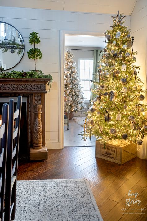 Cozy and Elegant Neutral Christmas Decor Home Tour Christmas Home Tours 2024, Christmas Home Tours, Cabin Rooms, Fall Wreath Tutorial, Woodland Cabin, Family Tree Photo, Holiday Home Tour, Natural Christmas Decor, Christmas Dining Room