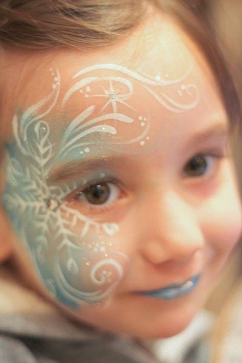 2014 Halloween you should see these gorgeous Frozen face paint that fit the costumes so well ! - Fashion Blog Frozen Face Paint, Christmas Face Painting, Frozen Face, Girl Face Painting, Kids Face Paint, Body Suit Tattoo, Frozen Inspired, Face Painting Halloween, Face Painting Designs