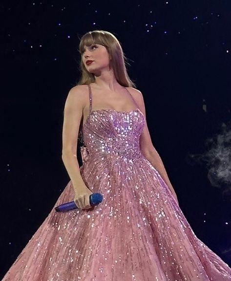 Taylor Swift Enchanted, Enchanted Dress, Taylor Swift Fotos, Taylor Swift Speak Now, Speak Now, Taylor Swift Album, Taylor Swift Wallpaper, Long Live Taylor Swift, Swift 3