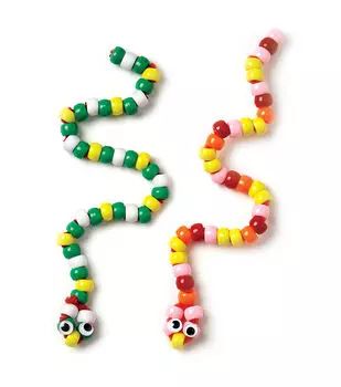 Bead Snake Pattern, Pony Bead Snake, Bead Snake, Snake Crafts, Pony Bead Projects, Fun Craft Ideas, Pony Bead Crafts, Skill Building, Holiday Sewing