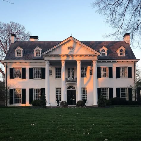 Classic big white Georgian. . . . #oldhouselove #oldhouse #bigwhitehouse #columns #portico #pediment #southernliving #spring #georgian… Georgian Colonial House Exterior, Greek Revival Architecture, Colonial House Exteriors, Georgian Style Homes, Georgian Mansion, Old Mansion, Colonial Style Homes, Georgian Architecture, Georgian Homes