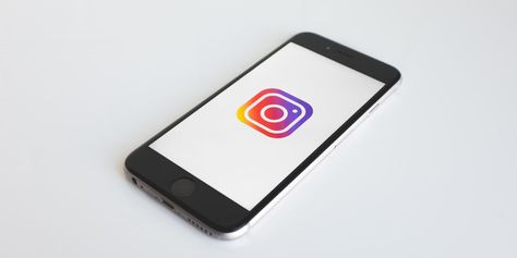 Facebook Starts Merging Instagram and Messenger Chats Together -- #SocialMedia #SocialMediaTips Facebook Ceo, Mixed Feelings, Facebook Messenger, I Quit, Instagram Influencer, Marketing Strategy Social Media, New Instagram, Social Media Tips, New Technology