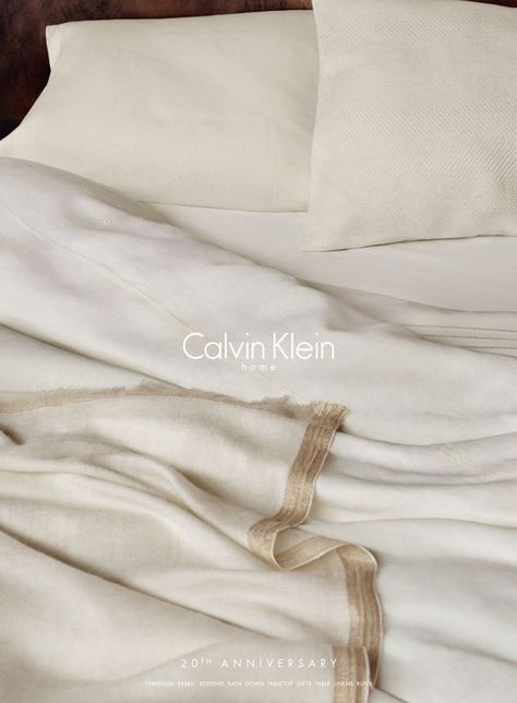 Calvin Klein Home, Black Bed Linen, Fashion Gone Rouge, White Linen Bedding, White Sheets, Chateau France, Luxury Bedding Sets, Linen Storage, Fashion Advertising