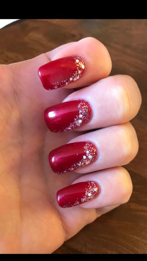 Holiday nails winter