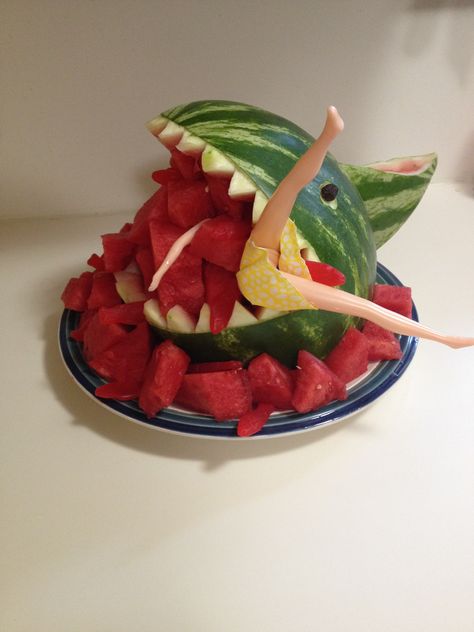 Shark Watermelon Fruit Bowl, Easy Shark Week Snacks, Sharkootery Board, Shark Week Breakfast, Shark Appetizers, Sharkutery Board Shark, Sharkcuterie Board, Watermelon Shark Carving, Shark Food Ideas