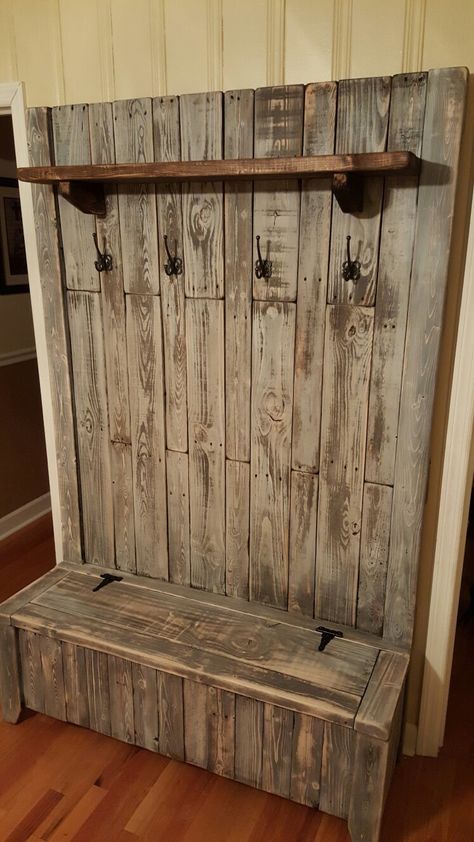 This is a pallet wood hall tree that I designed based off a few other ideas that I liked. It consists of 90% pallet wood and a few new 2x4s. After assembling I applied an expresso stain (wiping of quickly) and then minwax white wash pickling. The shelf is only stained. #halltree #pallet #wood #diy #reclaimed #coatrack #coat #rack Wooden Pallet Projects, Pallet Tree, Pallet Furniture Designs, Rustic Furniture Diy, Pallet Patio Furniture, Wooden Pallet Furniture, Hall Tree, Wood Pallet Projects, Wooden Bench