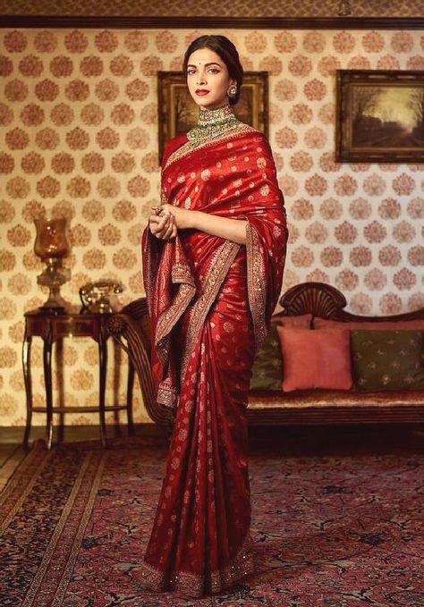 Deepika Padukone Saree, भारतीय दुल्हन संबंधी, Sabyasachi Sarees, Red Sari, Banarsi Saree, Elegant Saree, Outfit Trends, Manish, Saree Look