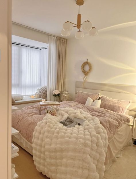 yesstyle code: BAEZH1J | xiaohongshu cozy room chill inspo pink and white bedding Big Room Inspo Cozy, Huge Pink Bedroom, Pink And White Apartment Aesthetic, Chill Room Ideas Bedrooms, Pink And White Bedding, Bedroom Inspo Cozy, White And Pink Bedding, Room Inspo Cozy, Clean Room Aesthetic