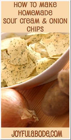 Sour Cream And Onion Chips, Onion Chips, Potato Chips Recipe, Homemade Potato Chips, Homemade Sour Cream, Potato Chip Recipes, Homemade Chips, Sour Cream And Onion, Chips Recipe