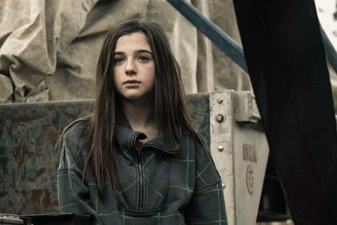 The Little Prince/Gallery | Walking Dead Wiki | Fandom Charlie Ftwd, Alexa Nisenson, Walking Dead Wallpaper, Elizabeth Rodriguez, Brown Hair Green Eyes, Fear The Walking, Fear The Walking Dead, Girl Celebrities, The Little Prince