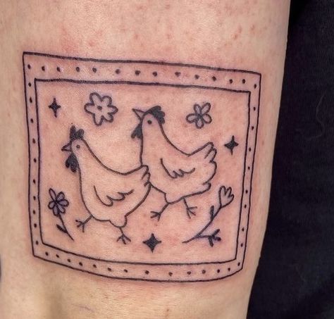 Polish Chicken Tattoo, Chicken Flower Tattoo, Traditional Chicken Tattoo, Cute Chicken Tattoo, Chicken Tattoos For Women, Cute Funny Tattoos, Small Chicken Tattoo, Small Quirky Tattoos, Chicken Tattoo Ideas