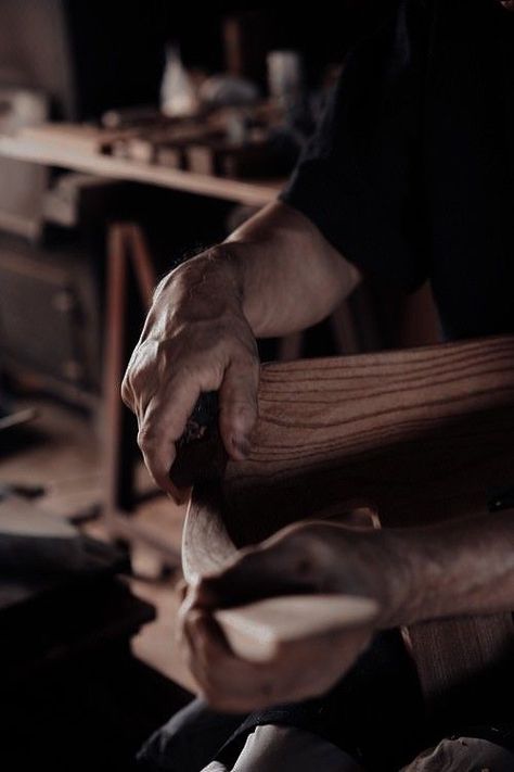 Carpenter Aesthetic Man, Wood Worker Aesthetic, Wood Work Aesthetic, Woodworker Aesthetic, Woodshop Aesthetic, Wood Working Aesthetic, Handyman Aesthetic, Craftmanship Aesthetic, Carpentry Aesthetic