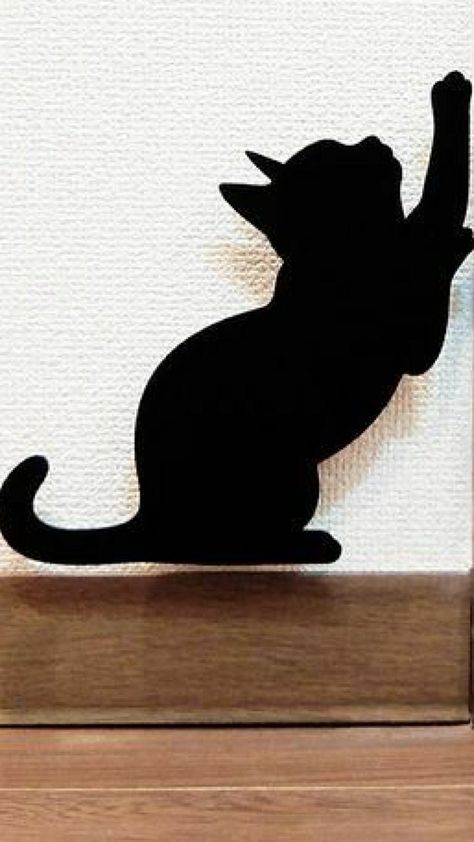 Black Cat Silhouette Printable, Wall Drawing Bedroom, Cat Silhouette Art, Silhouette Chat, Cat Quilt Block, Dog Apron, Cat Quilt Patterns, Cat Template, Watercolor Art Face