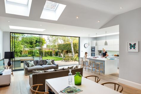 Dunmore Road House / Granit Architects 5 Victorian Semi Detached House, Casa Open Space, Kitchen Diner Extension, House Extension Plans, Open Plan Kitchen Dining Living, Open Plan Kitchen Diner, Room Extensions, Open Plan Kitchen Dining, Open Plan Kitchen Living Room