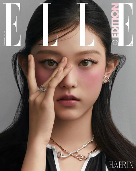 Magazine Cover Ideas, Magazine Design Cover, Joy Instagram, Elle Korea, Hair Magazine, Fashion Media, Sarada Uchiha, Elle Magazine, Vogue Magazine