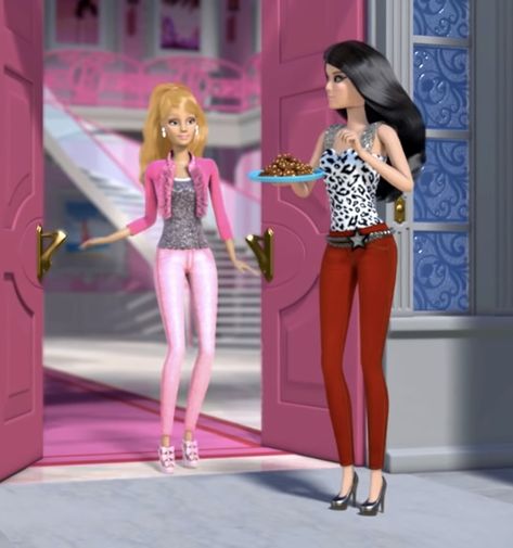 Barbie And Recel Costumes, Barbie Life In The Dreamhouse Raquelle Outfits, Barbie Movie Outfits Animated, Barbie And Raquelle Outfits, Raquelle Barbie Cosplay, Raquel Barbie Costume, Rockelle Barbie, Raquelle Barbie Life In The Dream House, Barbie Life In The Dream House Outfits