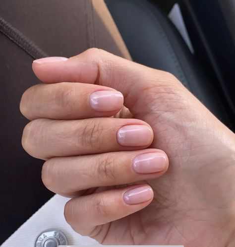 Natural Nail Clear, Manicure Nails Natural, Manicure Clear Polish, Clear Nail Manicure, Clear Gel Manicure Natural, Clear Polish Manicure, Clear Nails Manicure, Natural Nails With Polish, Boho Manicure Ideas