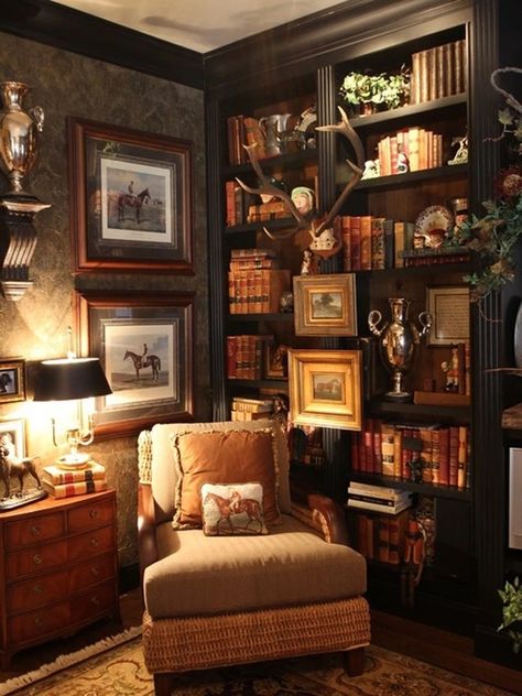 Possibly the Coziest Place I've Ever Seen - Imgur Equestrian Chic, English Country Decor, Warm Home Decor, Living Room Warm, English Decor, Home Library Design, Trendy Living Rooms, Home Libraries, Chic Interior