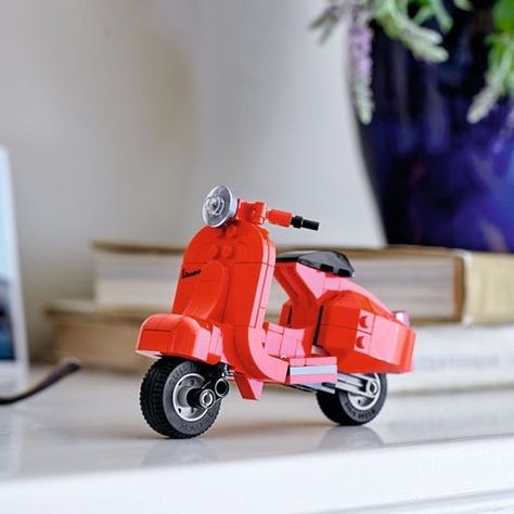 Discover great products at the best prices at Dealmoon. Vespa 40517 | Creator Expert | Buy online at the Official LEGO® Shop US. Lego Vespa, Lego Shop, Wildflower Bouquet, Lego Friends, Chinese Culture, Birds Of Paradise, Flower Centerpieces, Daffodils, Dried Flowers