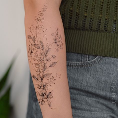 . So delicate botanical tattoo by Daria @d.n.tattoo Delicate Plant Tattoo, Botanical Half Sleeve Tattoo, Abstract Botanical Tattoo, Color Wildflower Tattoo, Simple Botanical Tattoo, Hand Floral Tattoo, Fine Line Flower Tattoo Sleeve, Wild Flowers Tattoo Design, Flower Plant Tattoo