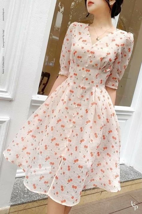 Fasion2022 Casual, Short Frock Fashion Style, Simple Frock Designs For Girl, Korean Frocks, Stylish Frock Design, Short Frocks, Summertime Dresses, Simple Frock Design, Casual Frocks