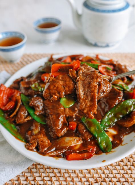 Beef Black Bean Sauce, Beef In Black Bean Sauce Recipes, Black Bean Beef Stir Fry, Black Bean Garlic Sauce Stir Fry, Recipes With Black Bean Sauce, Beef And Black Bean Stir Fry, Beef Flank Recipes, Black Bean Garlic Sauce Recipe, Chinese Restaurant Recipes