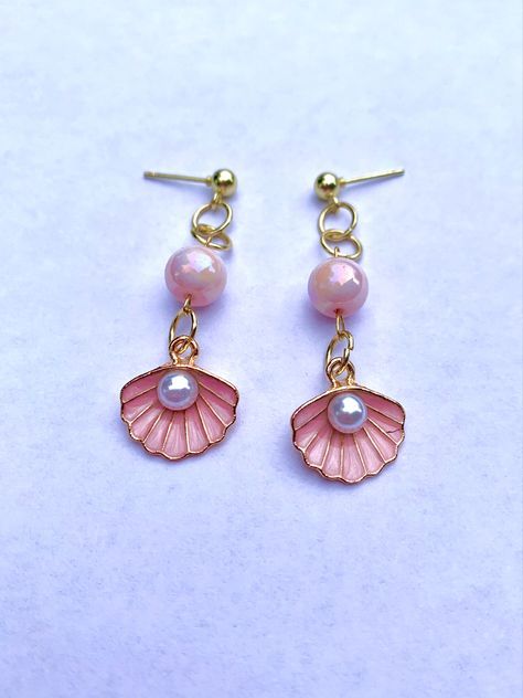 Mermaid Inspired Jewelry, Sea Themed Jewelry, Mermaid Jewelry Aesthetic, Mermaid Inspired Outfits, Sea Shell Earrings, Mermaid Accessories, Sea Earrings, Bead Drop Earrings, Ocean Earrings