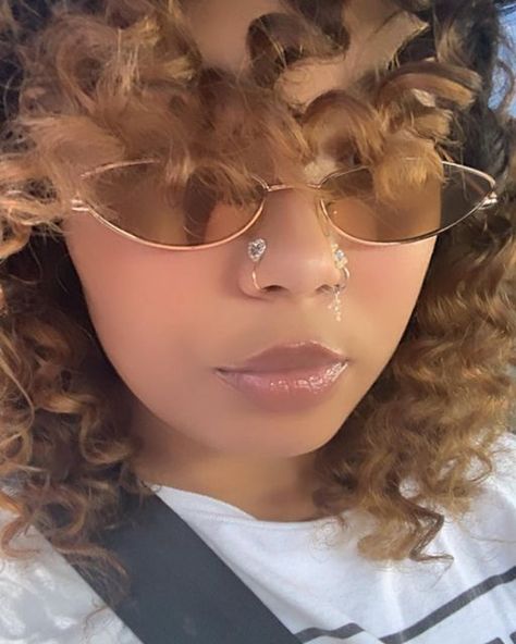 N A T X N I C . C O BY NATALIE X NICOLE on Instagram: "Our ambassador wearing our silver ‘Sweetheart’nose cuff and ‘Newd’ nose cuff. Link in our bio to order! • • • • #nosecuff #jewelry #handmade #beyonce #renaissance #waistbeads #blackowned #churchgirl #bodyjewelry #viral #explorepage✨ #explore #nose #jewelryaddict #rings #lipgloss #tiktok" Nose Piercing Cuffs, Silver Nose Cuff, Nose Cuff Aesthetic, Nose Cuff On Black Women, Nose Cuffs, Nose Cuff, Diamond Teeth, Earthy Outfits, Facial Skin Care Routine