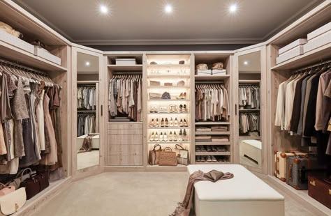 This stunning boutique dressing room features open shelving with integrated lights and pull out shoe racks with soft close mechanisms. Boutique Dressing Room Ideas, Boutique Dressing Room, Luxurious Dressing Room, Fitted Bedroom Furniture, Dressing Room Closet, Dream Closet Design, Walk In Closet Design, Luxury Closets Design, Wardrobe Room