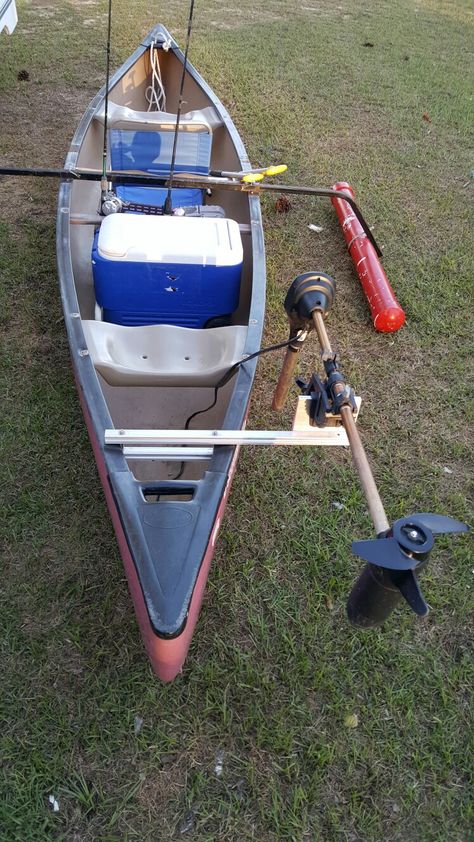 My canoe setup. Trolling motor Canoe Fishing Setup, Kayak And Canoe Rack, Canoe Motor Mount, Rv Kayak Carrier Diy, Canoe Trolling Motor, Kayak Fishing Setup, Kayak Fishing Diy, Sit In Kayak Fishing Mods, Canoe Fishing