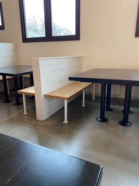 Diy Restaurant Booth, Diy Booth Seating, Ikea Restaurant, Banquette Seating Restaurant, Diy Booth, Booth Table, Booth Seat, Dining Room Layout, Dining Booth