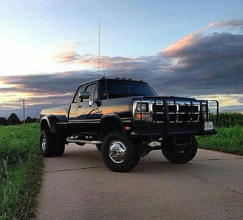 1st gen dodge Diesel Brothers, Afternoon Drive, Truck Yeah, A Truck, Diesel Trucks, Big Trucks, Dodge, Ram, Drive