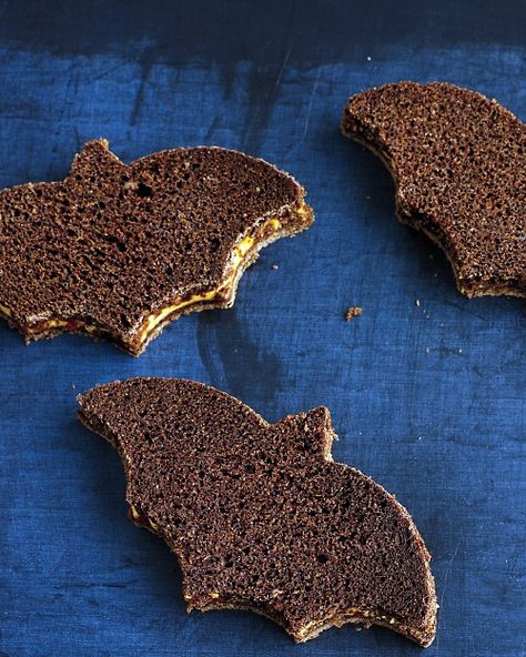 Pimento Cheese and Pumpernickel Bat Sandwiches Halloween Sandwiches, Halloween Potluck, Homemade Pimento Cheese, Halloween Tea Party, Pimiento Cheese, Halloween Menu, Healthy Halloween Treats, Healthy Afternoon Snacks, Halloween Party Snacks