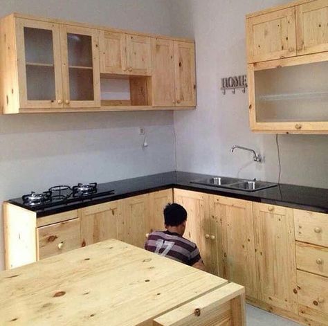 Model Lemari Dapur Bawah Kitchen Set59 Ragam Seni Model Lemari Dapur Bawah Kitchen Set Terbaru dan TerlengkapDapatkan inspirasi terbaik desain Rumah Minimalis untuk menciptakan model rumah impian anda. Berikut beberapa contoh terbaik di antaranya. Terima kasi... Kitchen Set Kayu, Hiasan Dalaman Dapur, Pallet Kitchen Cabinets, Elegant Kitchen Design, Diy Kitchen Projects, Pallet Kitchen, Shelf Decor Living Room, Desain Pantry, Wood Bed Design