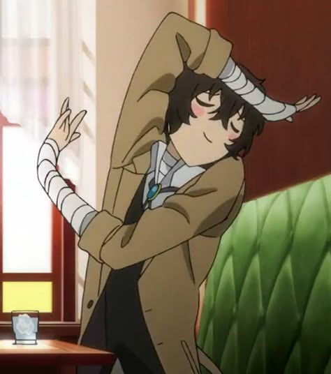 Dazai Osamu, "Ahh, your vitality is blinding!" Dazai Osamu Anime, Bungou Stray Dogs Characters, Dog Icon, Dazai Bungou Stray Dogs, Dazai X Chuuya, Bsd Memes, Osamu Dazai, Dazai Osamu, Dog Boarding