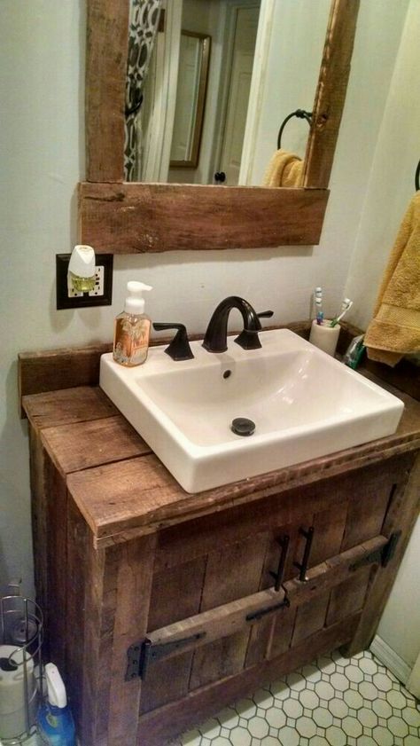 Barnwood Bathroom Vanity Diy, Pallet Wood Bathroom Vanity, Homemade Bathroom Vanity Rustic, Handmade Vanity Ideas, Pallet Bathroom Vanity, Diy Rustic Bathroom Vanity, Barnwood Bathroom, Barnwood Bathroom Vanity, Pallet Vanity