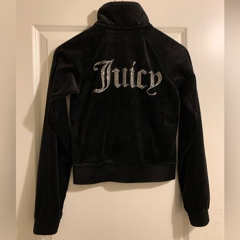 Juicy Couture Tracksuit Jacket Black Juicy Couture Tracksuit, Juicy Tracksuit, Full Tracksuit, Juicy Couture Tracksuit, Black Hoodie Women, Juicy Couture Jacket, Velour Tracksuit, Velour Hoodie, Tracksuit Jacket