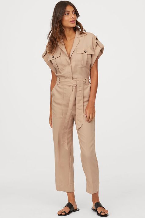 Safari Look, Beige Jumpsuit, Hijab Look, Boiler Suit, Safari Jacket, College Outfits, Tie Belt, Tulum, Online Womens Clothing