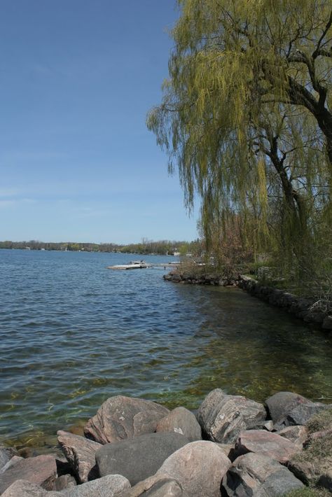 Lake Simcoe, one of my favourite places! Lake Simcoe Ontario, Lake Simcoe, Boat Service, Lake Cottage, Lake Erie, Historical Pictures, Toronto Ontario, Happy Place, Cottage Style