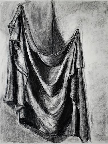 Drapery Art, Fabric Studies, Drapery Drawing, College Help, Drawing With Charcoal, Pencil Drawing Tutorials, Fabric Drawing, Wine Painting, Art Charcoal