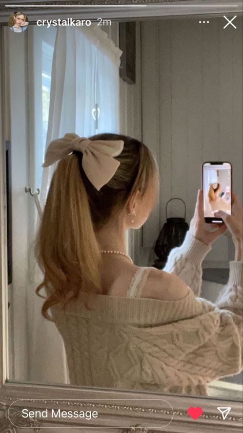 Princess Core Hairstyles, Ribbon Hairstyle Ponytail, Ribbon In Ponytail, Coquette Bow Hairstyle, Ponytails For School, Bambi Pretty, Angel Attire, Ponytail With Ribbon, Ponytail With Bow