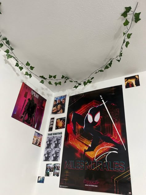 Spiderverse Room Decor, Miles Morales Decor, Spider Man Room Decor Ideas, Miles Morales Room Decor, Spiderman Theme Room, Room Ideas Spiderman, Miles Morales Bedroom, Miles Morales Room, Spider Man Room Ideas