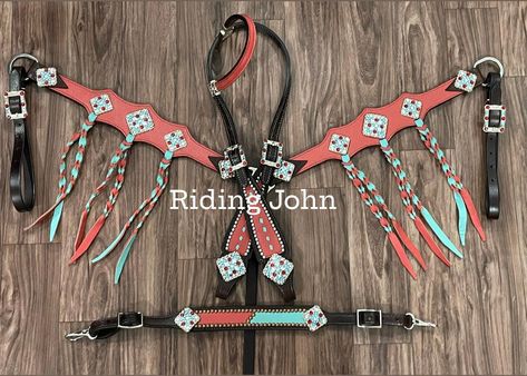 his Listing is for a Hand Made Bling Tack set of Headstall and Breast Collar with Matching Hardware 1. Brown Leather 2. Printed leather overlay 3. Matching Buckles and Conchos 4. Size Full : 16.5" collar strands, 10." cheeks , 11" one Ear Bling Tack Sets, Barrel Racing Tack Sets, Bling Horse Tack, Bling Tack, Horse Tack Diy, Tack Board, Dream Horse Barns, Western Brown, Western Horse Tack