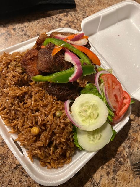 Hatian Food Rice, Fried Pork Shoulder, Haitian Black Rice, Seasoned Food, African Recipes Nigerian Food, Rice Fried, Haitian Food, Carribean Food, Foods With Iron